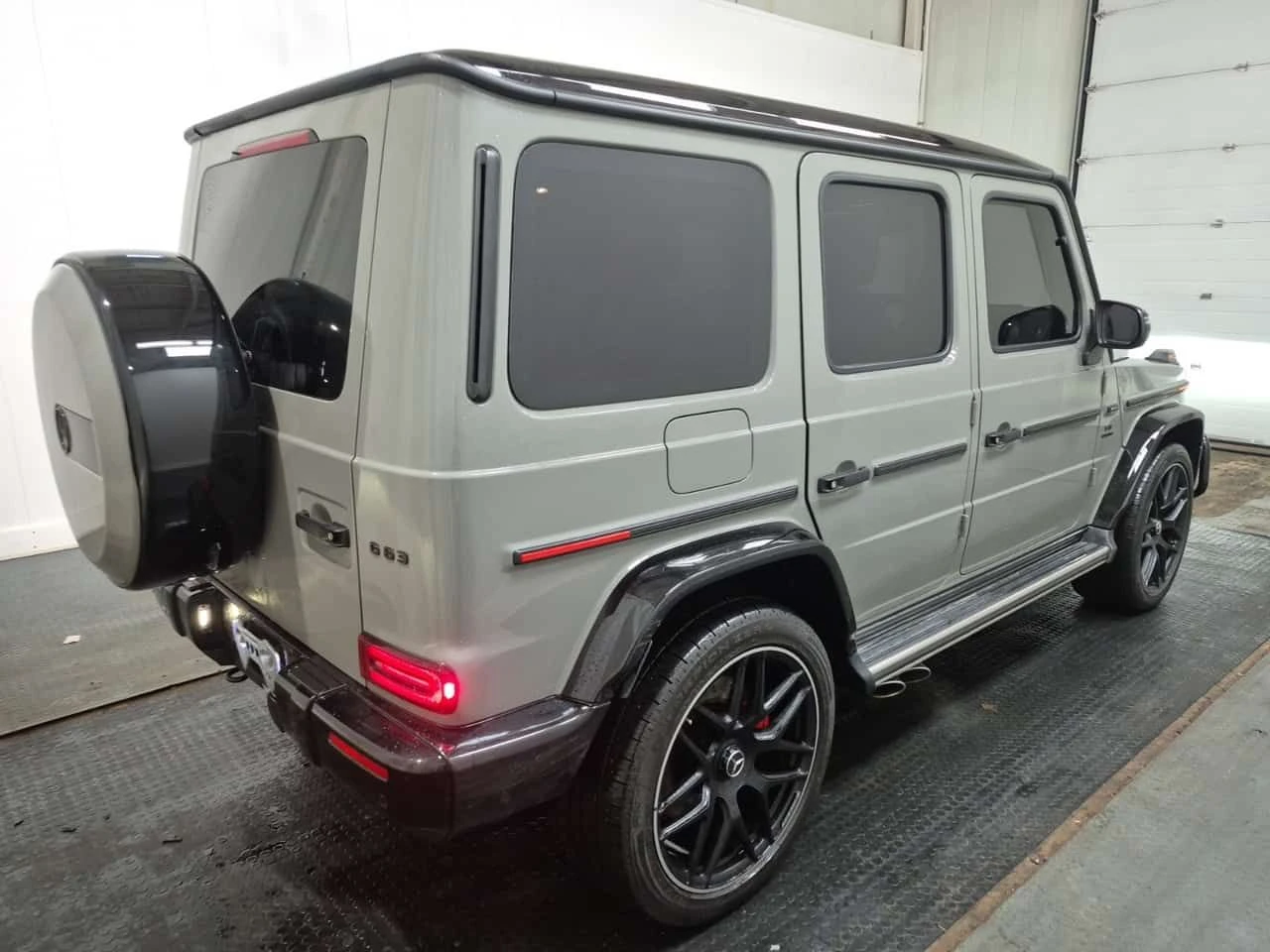 Mercedes-Benz G 63 AMG * CARFAX * БЕЗ ЗАБЕЛЕЖКИ * , снимка 3 - Автомобили и джипове - 54171562