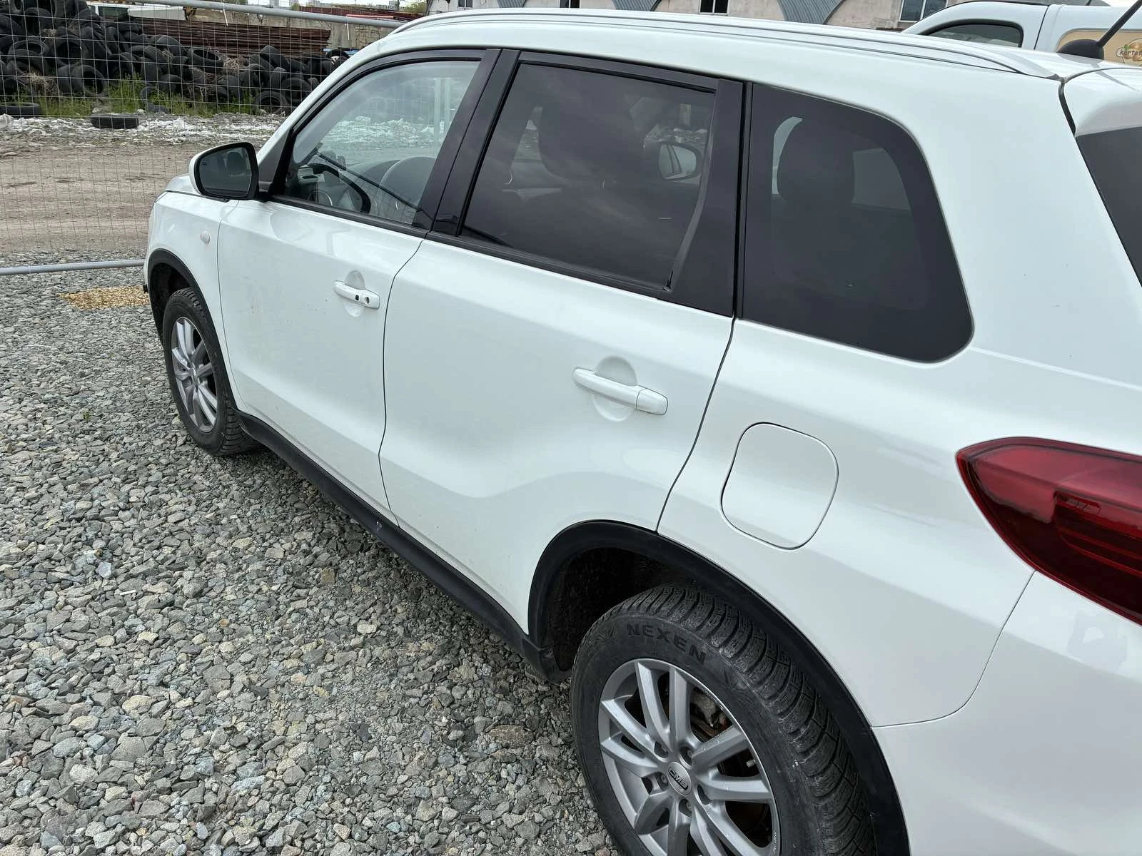 Suzuki Vitara, снимка 3 - Автомобили и джипове - 54358954