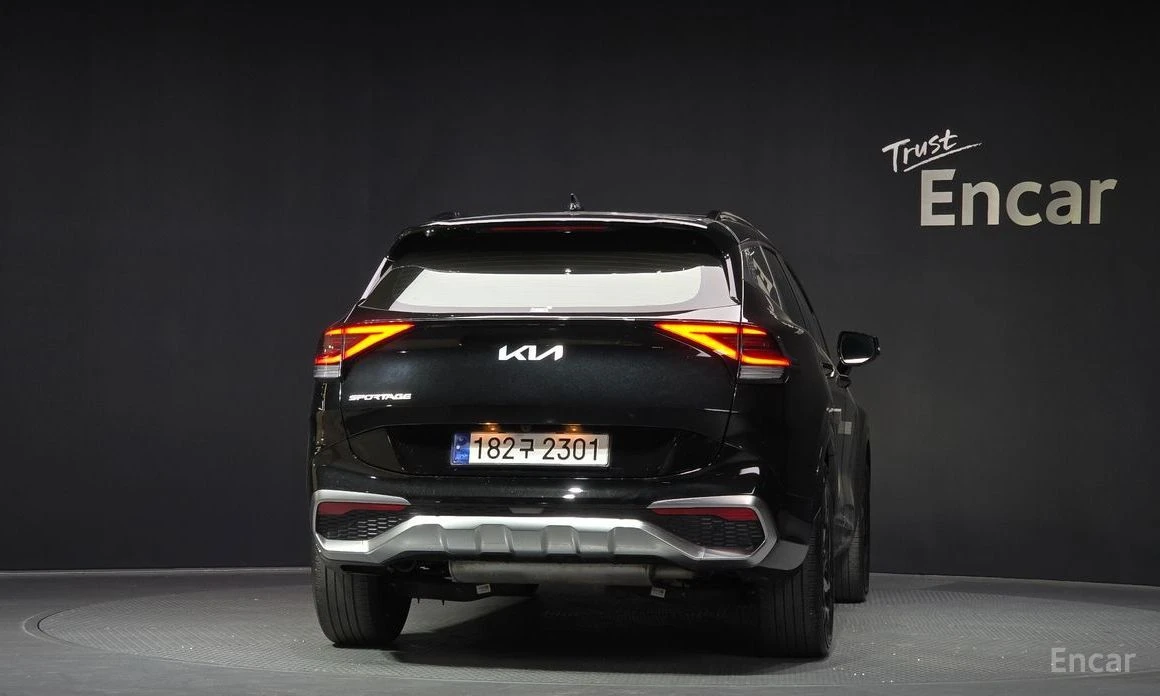 Kia Sportage, снимка 4 - Автомобили и джипове - 54569123