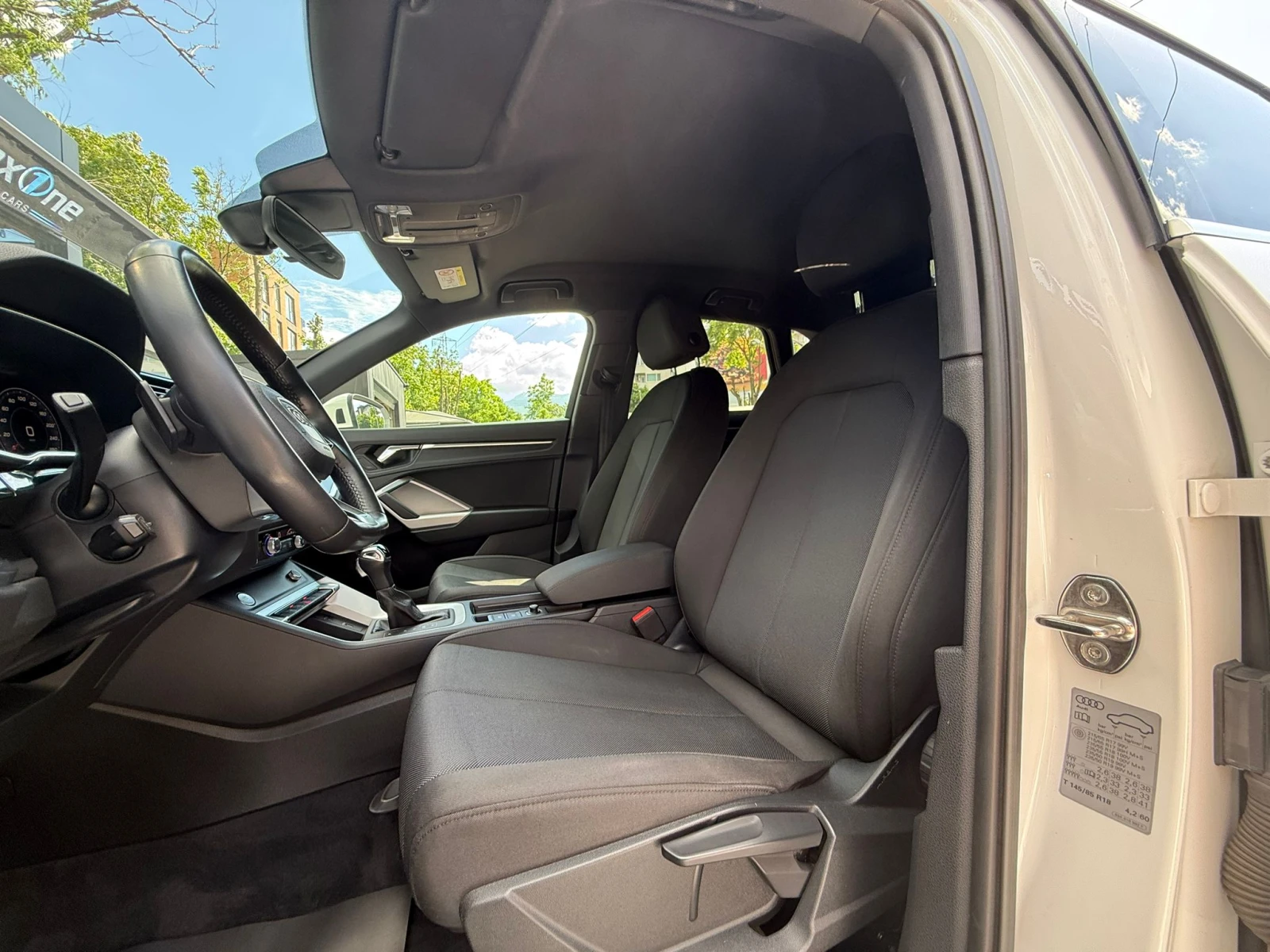 Audi Q3, снимка 10 - Автомобили и джипове - 54702107