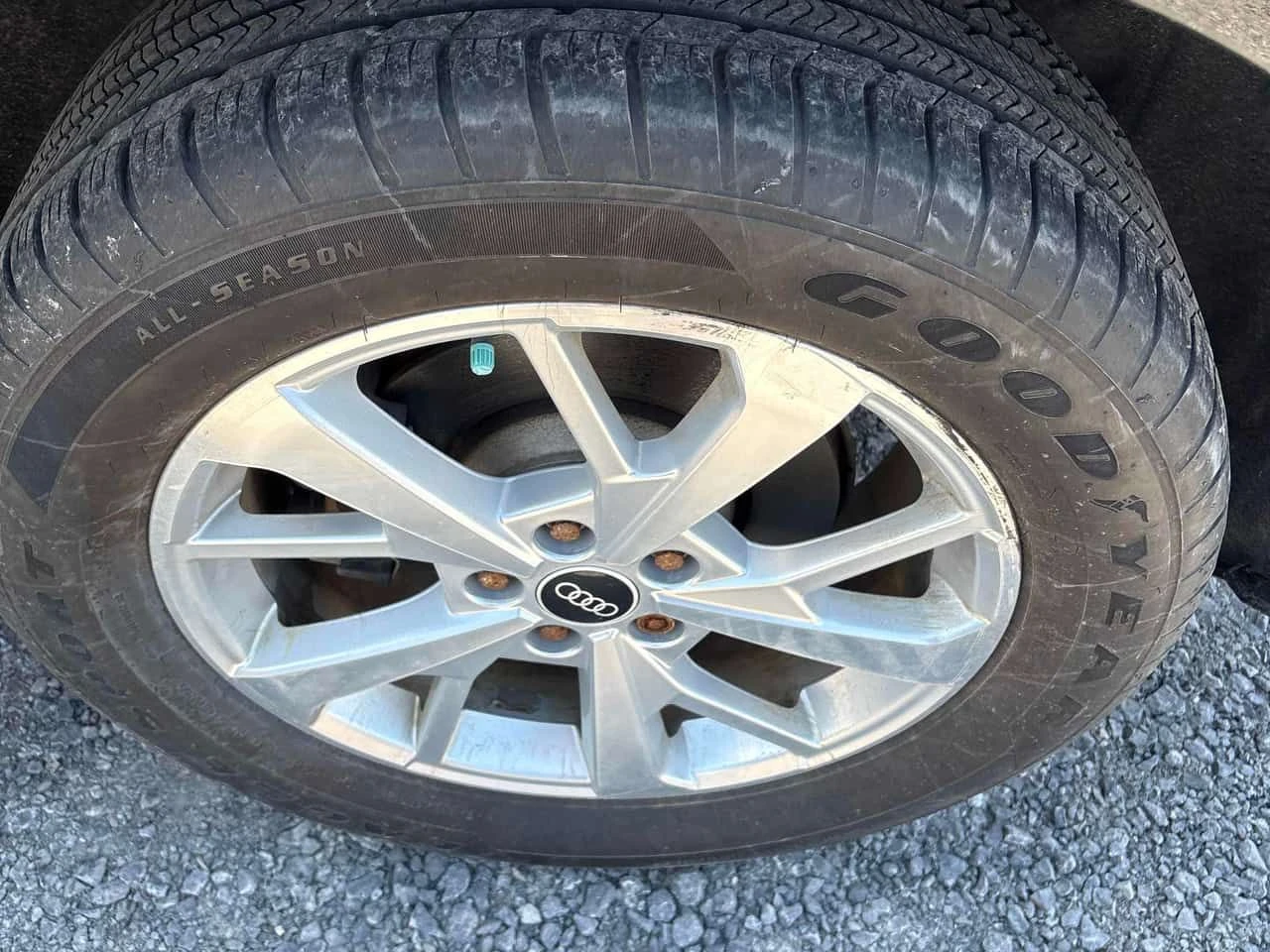 Audi Q3 45 TFSI quattro /DISTRONIC/АВТОКРЕДИТ, снимка 3 - Автомобили и джипове - 54726359