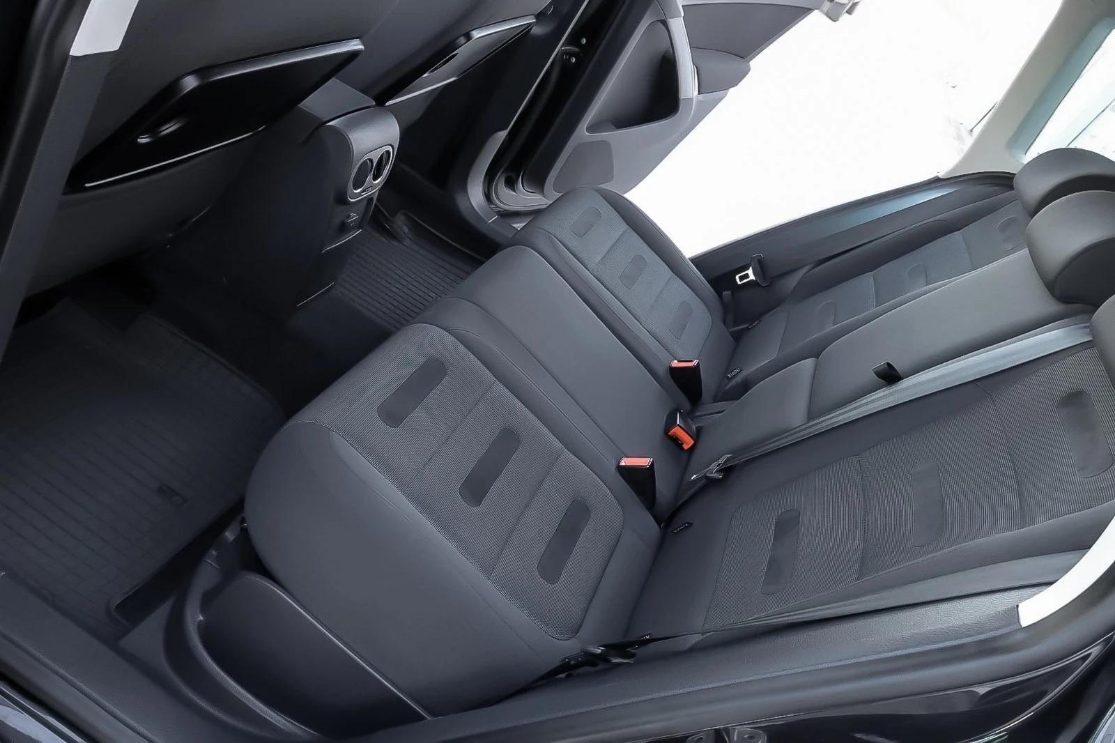 VW Tiguan 2.0 TDI 4x4 | Mobile.bg � ����������� 13