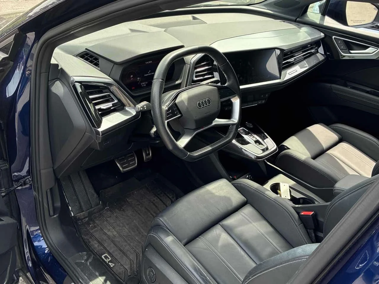 Audi Q4 * Progressiv * CARFAX * БЕЗ ПЪРВОНАЧАЛНА ВНОСКА, снимка 5 - Автомобили и джипове - 54799689