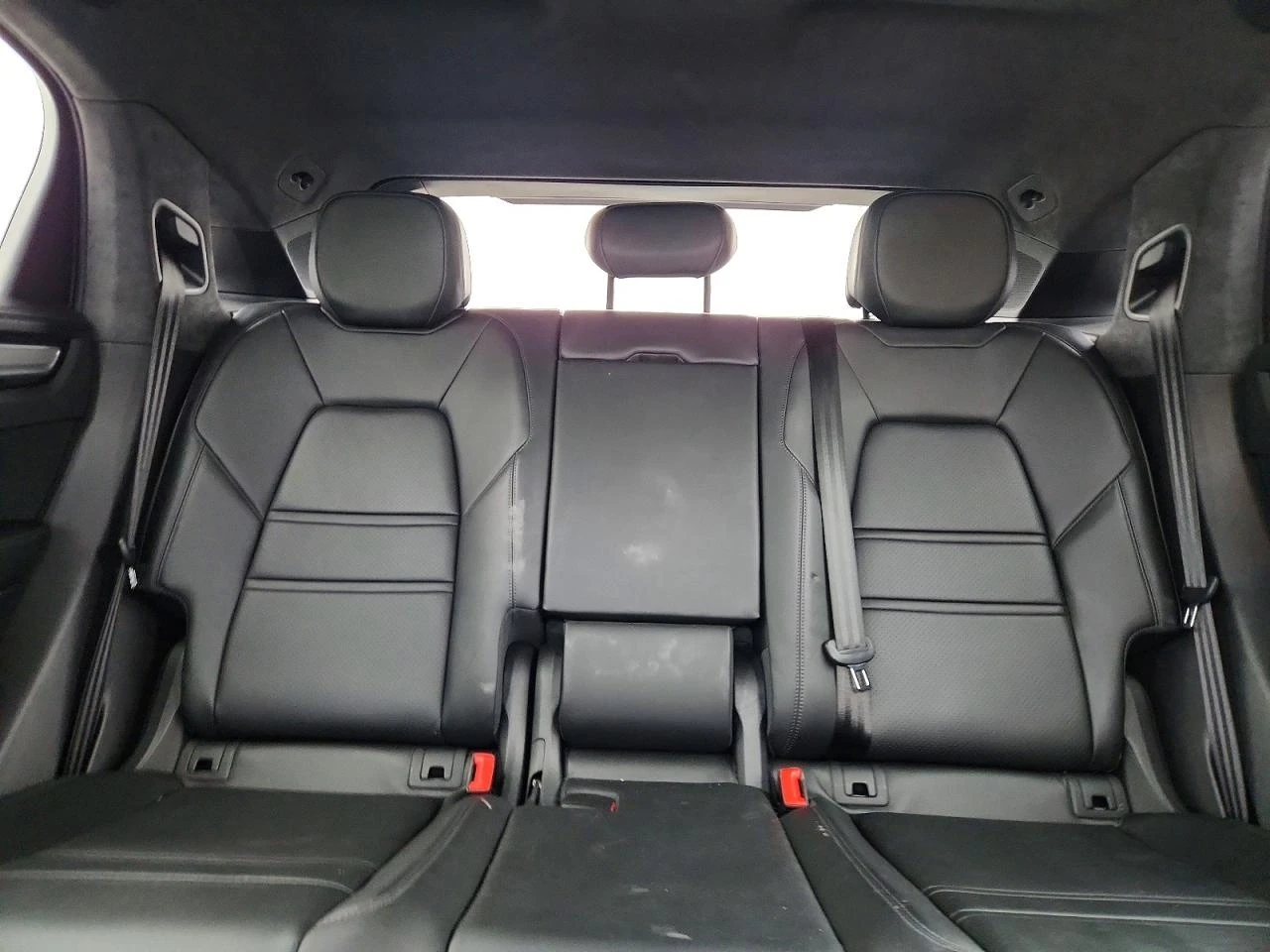 Porsche Cayenne GTS COUPE| ALCANTARA| PANO| MATRIX| ОБДУХ, снимка 10 - Автомобили и джипове - 55836256