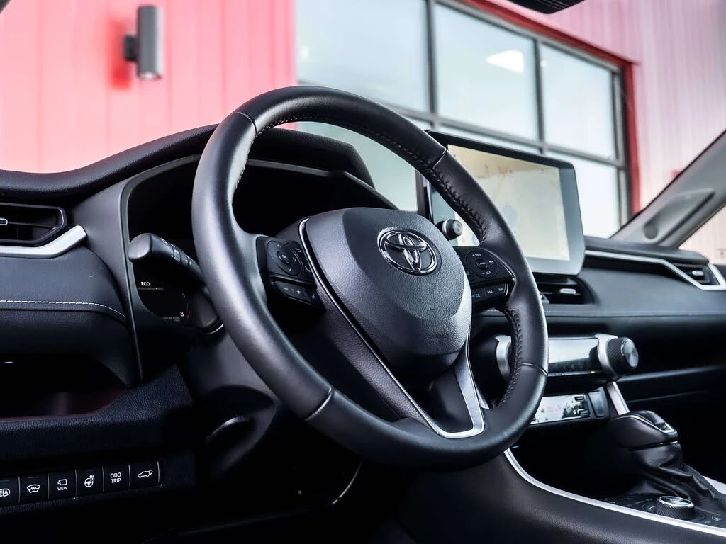 Toyota Rav4 2024* LIMITED* AWD* DIS* ОБДУХ* 360* PANO* КРАЙНА , снимка 8 - Автомобили и джипове - 56047005