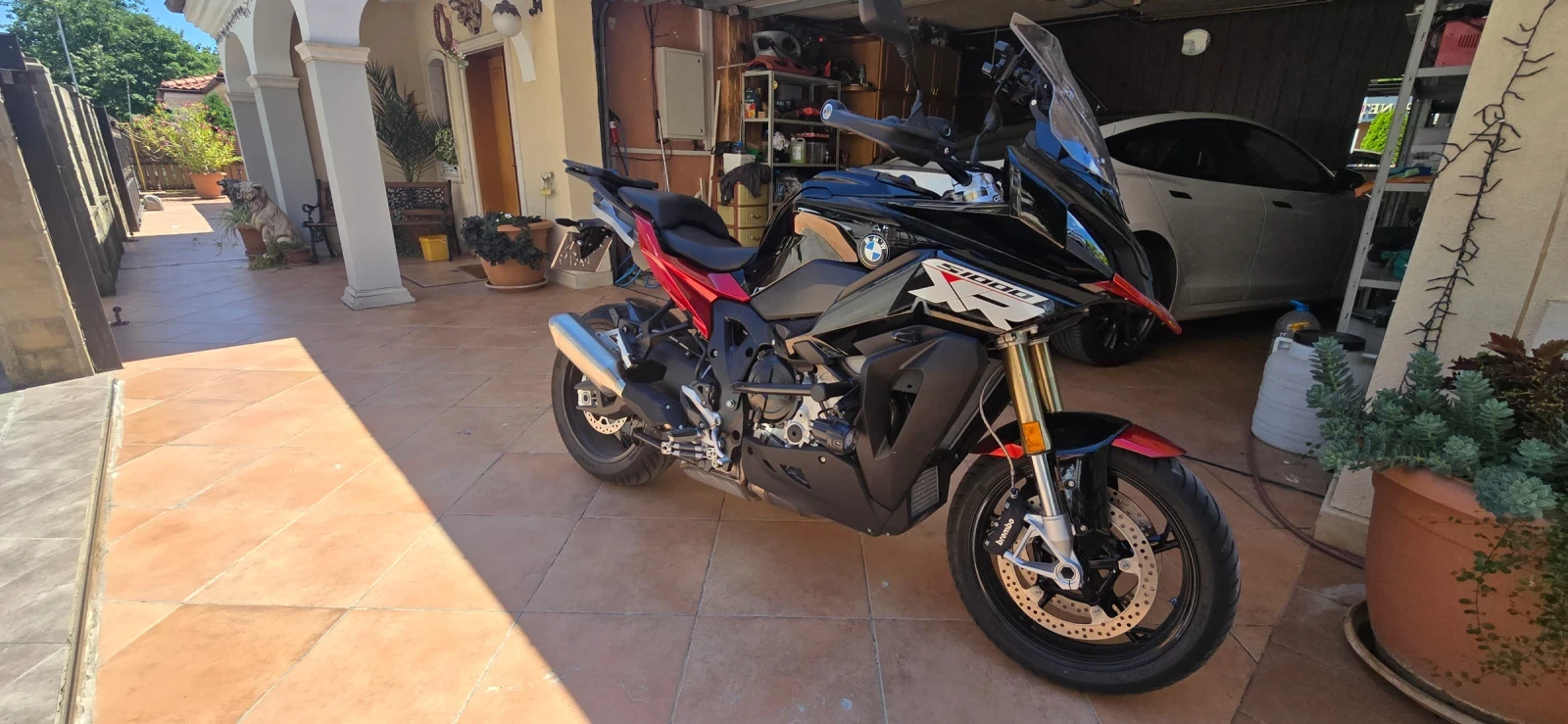 BMW S S1000XR
