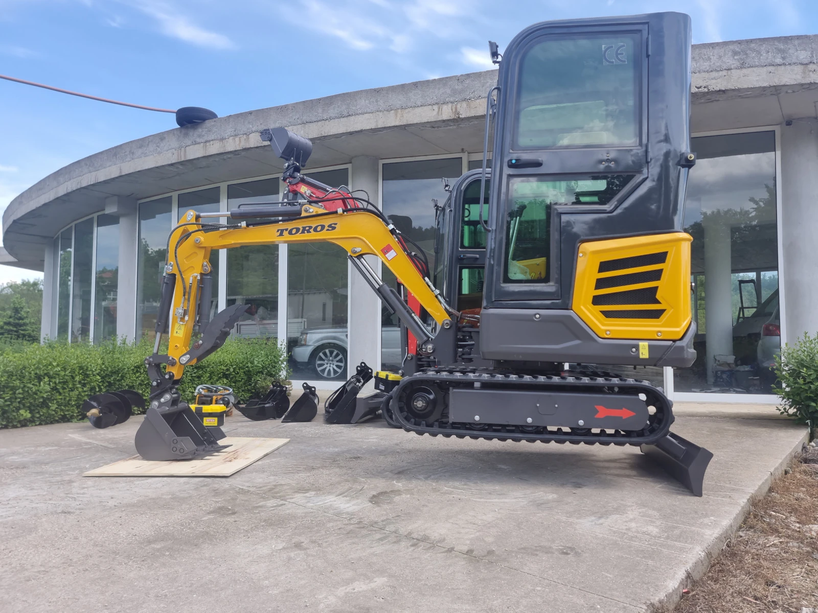  TOROS T-18 | Mobile.bg   13