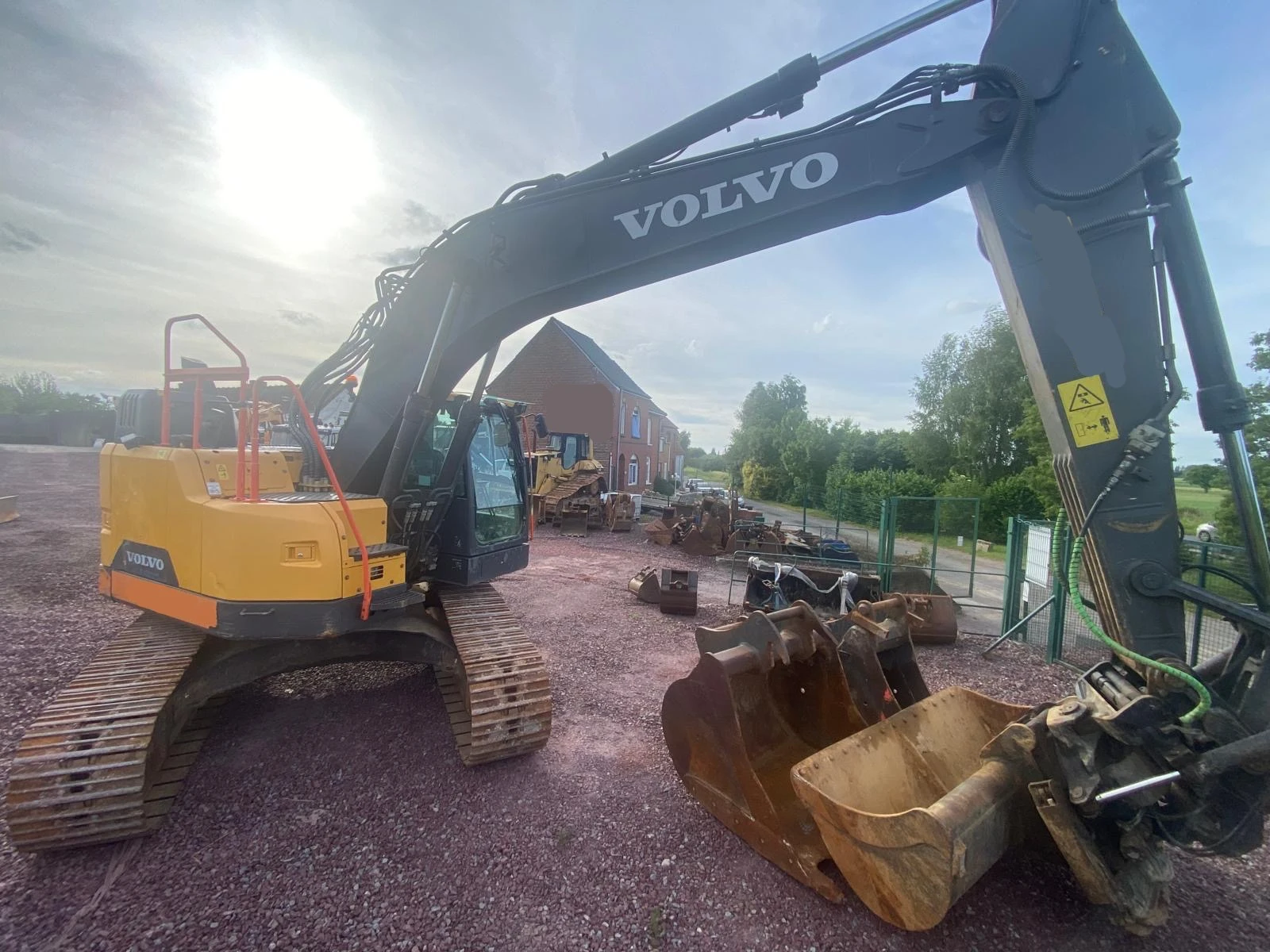 Багер Volvo ECR 235 EL - 3 БРОЯ КОФИ ЛИЗИНГ - изображение 4