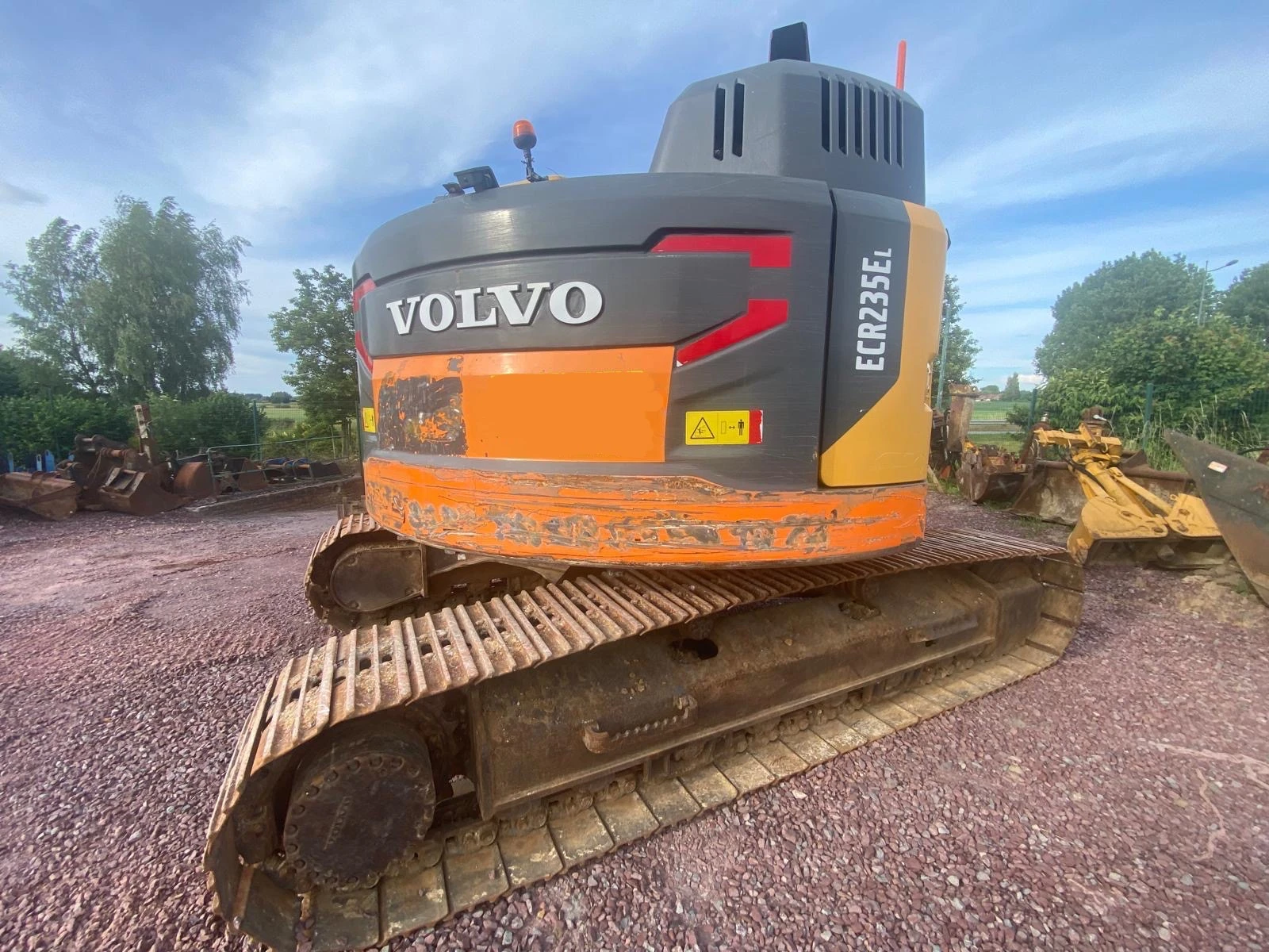Багер Volvo ECR 235 EL - 3 БРОЯ КОФИ ЛИЗИНГ - изображение 5