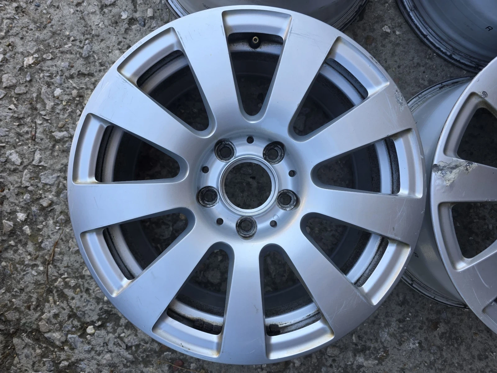   Mercedes-Benz E 220 | Mobile.bg   3