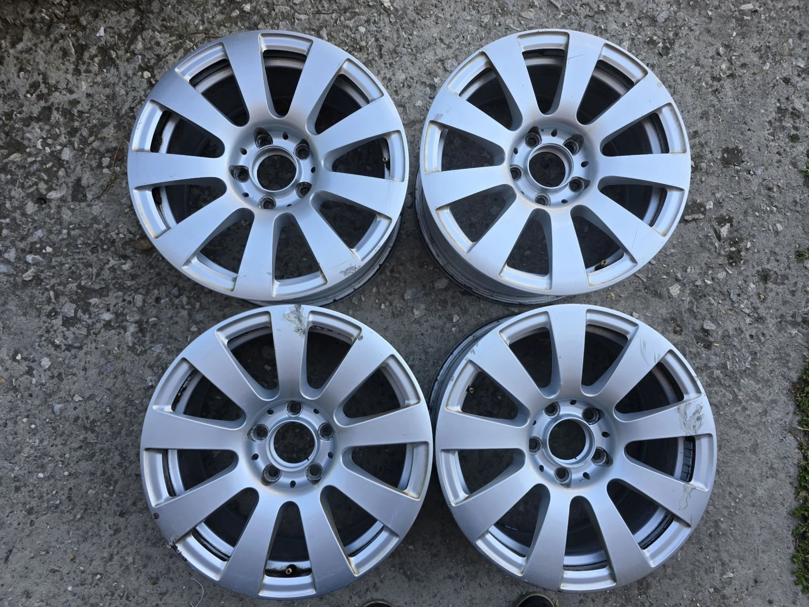   Mercedes-Benz E 220 | Mobile.bg   1