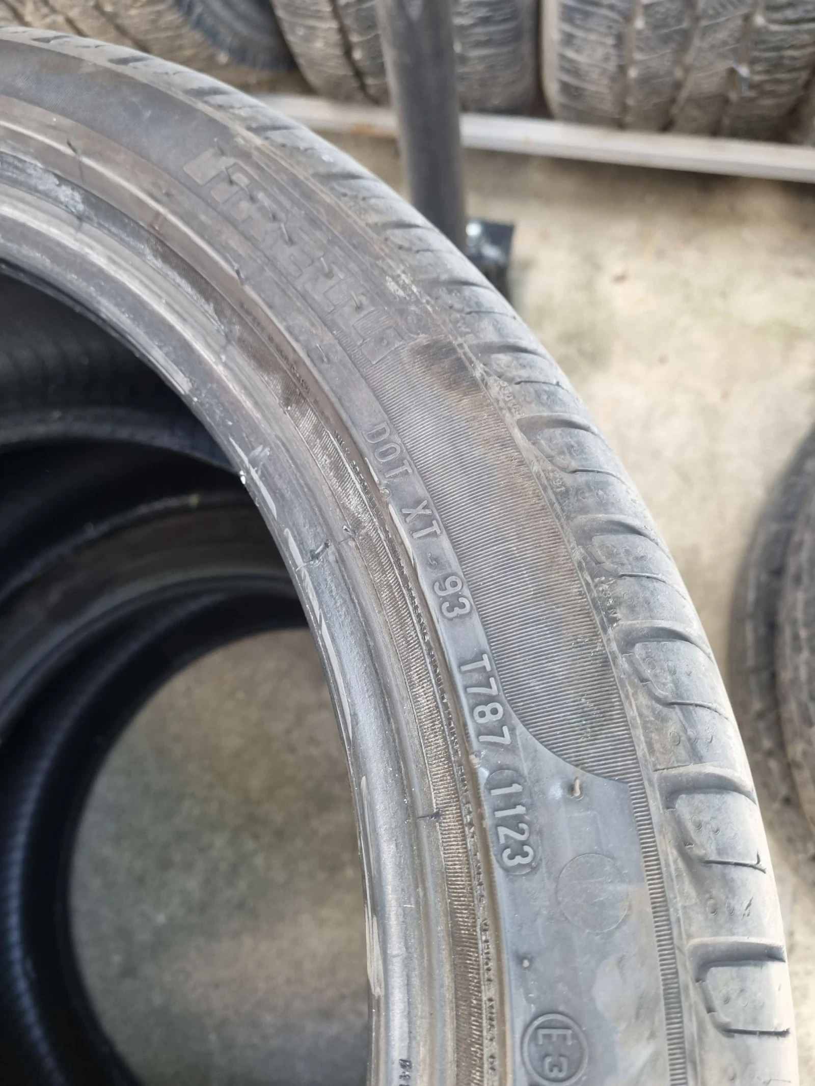 Гуми Летни 245/40R19, снимка 5 - Гуми и джанти - 54738583