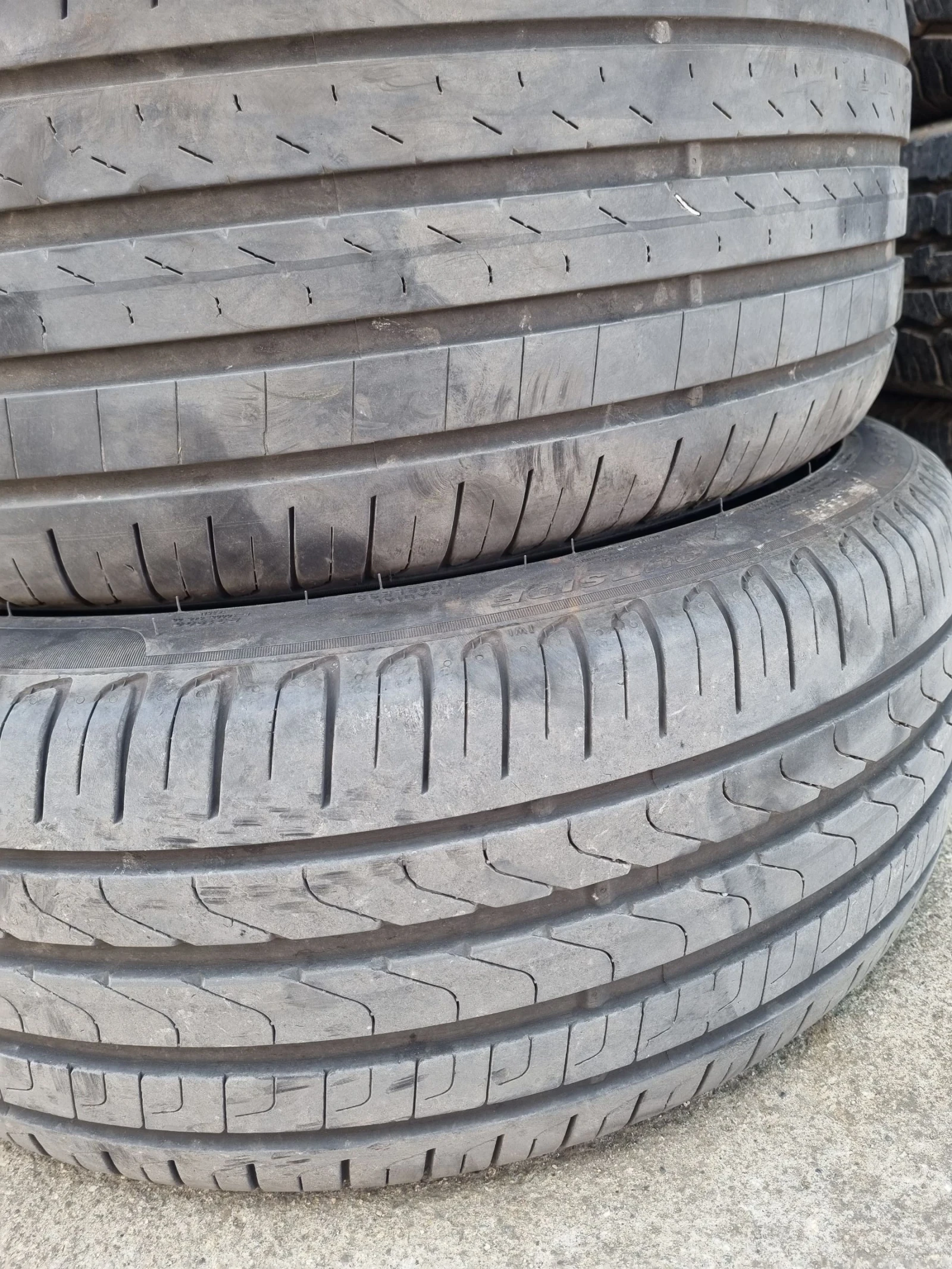 Гуми Летни 245/40R19, снимка 3 - Гуми и джанти - 54738583