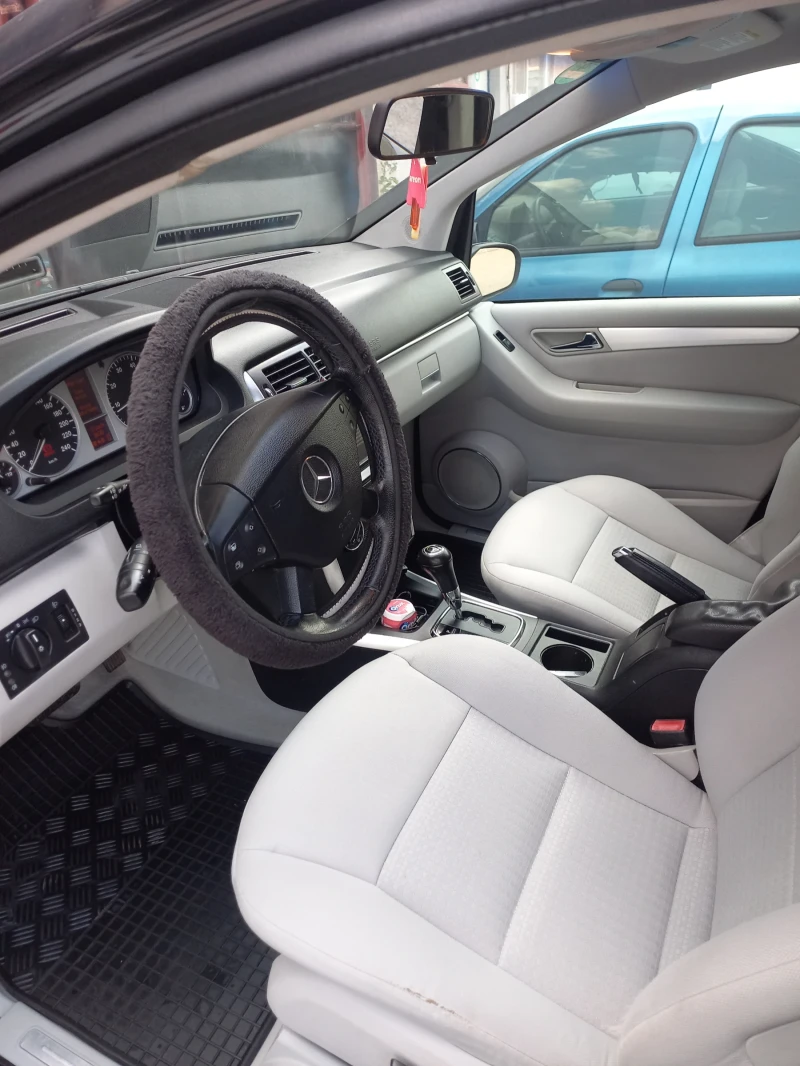 Mercedes-Benz B 170, снимка 5 - Автомобили и джипове - 51292838