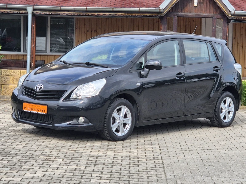 Toyota Verso 2.0 диз 7места 127к.с.