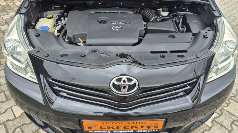 Toyota Verso 2.0 диз 7места 127к.с., снимка 17 - Автомобили и джипове - 51201452