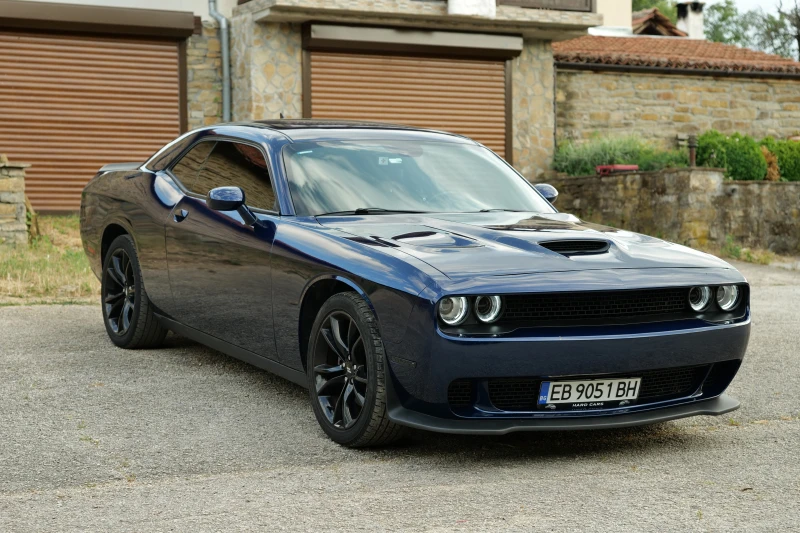 Dodge Challenger 3.6 FULL екстри, снимка 2 - Автомобили и джипове - 52140504