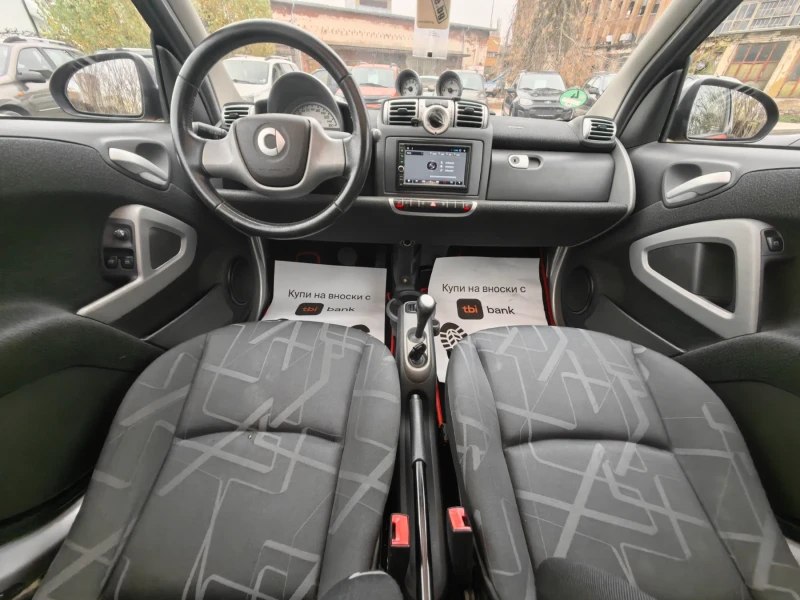 Smart Fortwo 1.0 бензин 71 кс, Климатик, Отличен , снимка 12 - Автомобили и джипове - 52285697