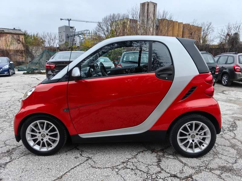 Smart Fortwo 1.0 бензин 71 кс, Климатик, Отличен , снимка 7 - Автомобили и джипове - 52285697