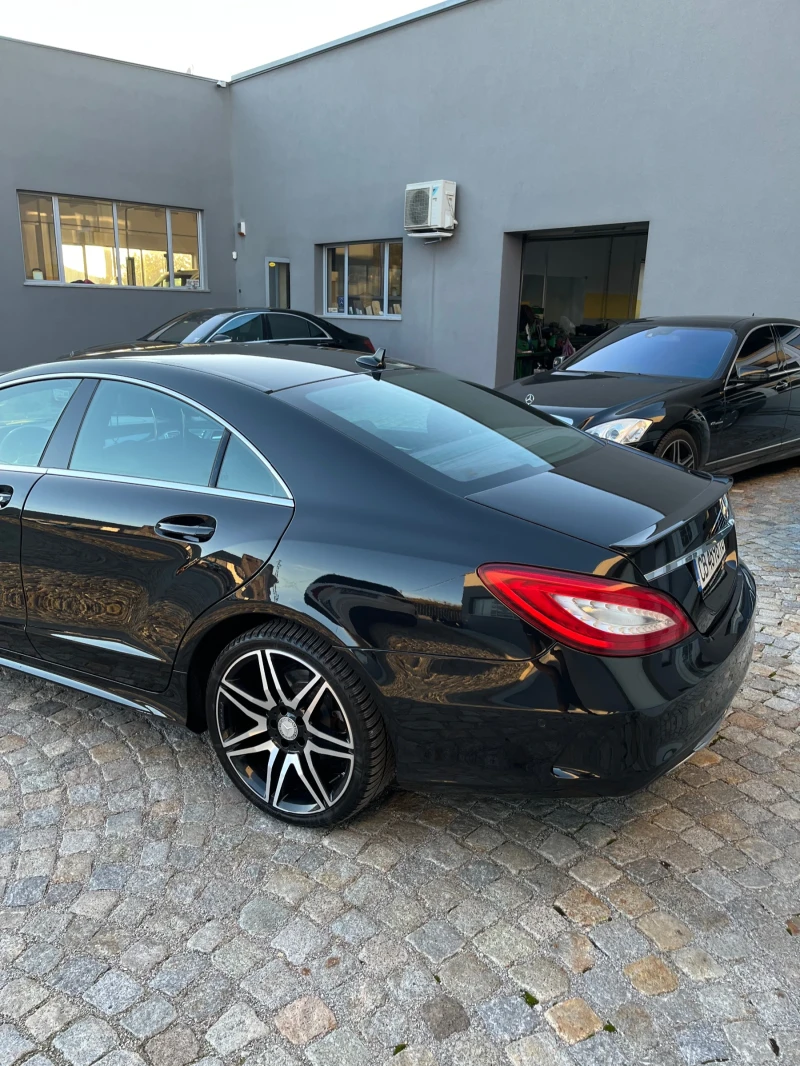 Mercedes-Benz CLS 250 АМГ Фул Лед 9Джи 4х4 Топ състояние, снимка 4 - Автомобили и джипове - 52391674