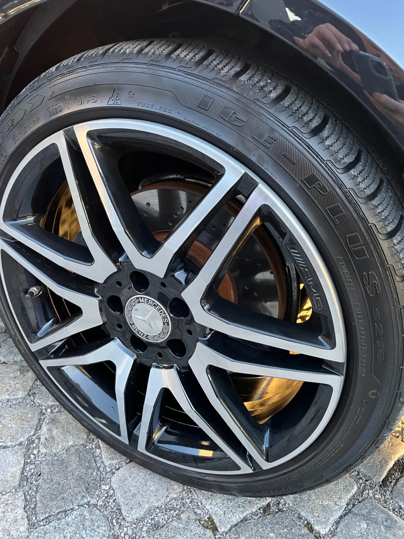 Mercedes-Benz CLS 250 АМГ Фул Лед 9Джи 4х4 Топ състояние, снимка 6 - Автомобили и джипове - 52391674