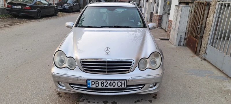 Mercedes-Benz C 220