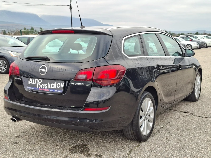 Opel Astra 1, 4 i Sport Tourer, снимка 5 - Автомобили и джипове - 52889479