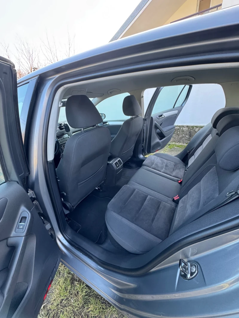 VW Golf VI TDI 1.6 DSG, снимка 11 - Автомобили и джипове - 53403773