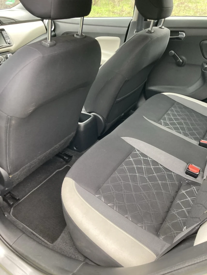 Nissan Micra 1.0i, снимка 9 - Автомобили и джипове - 53510339