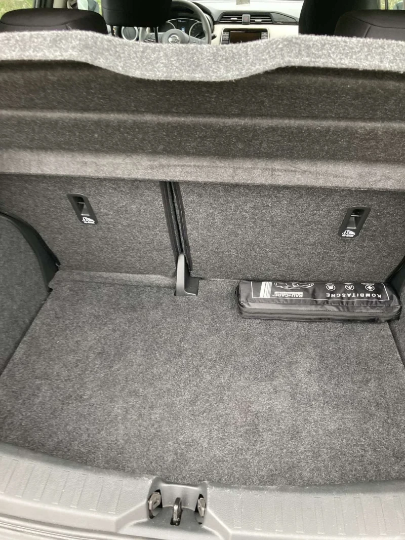 Nissan Micra 1.0i, снимка 10 - Автомобили и джипове - 53510339