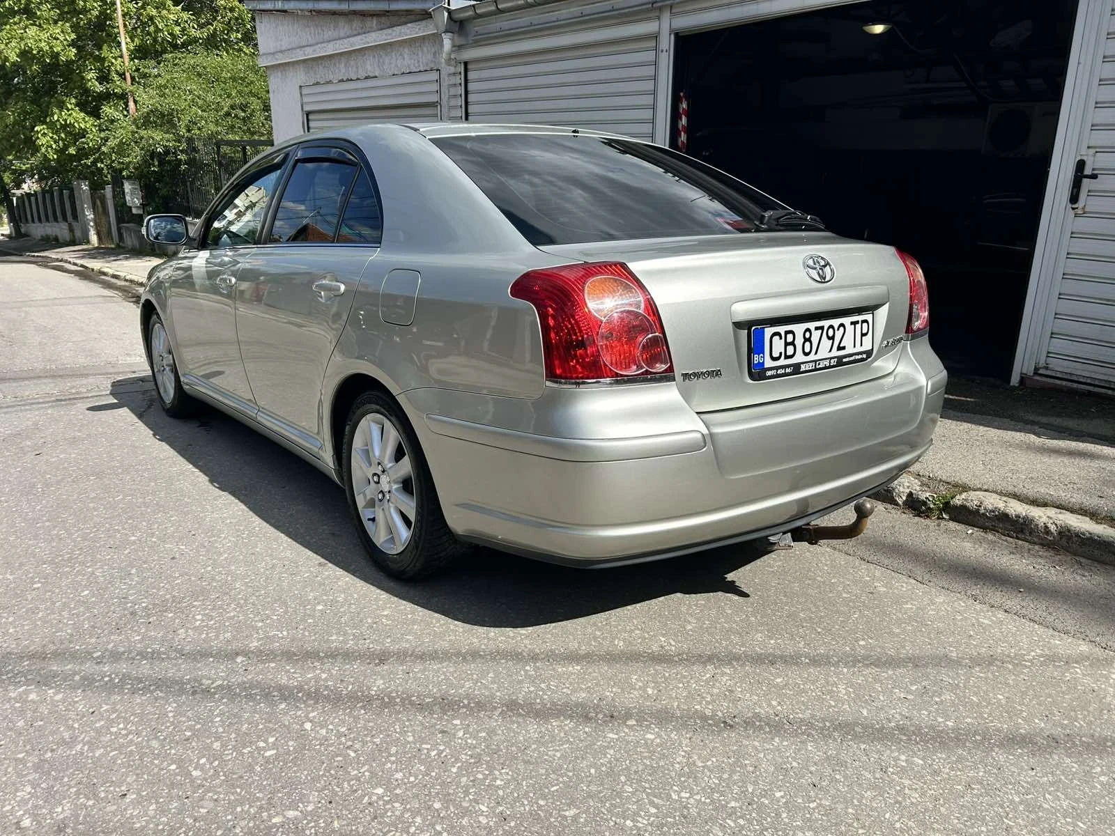 Toyota Avensis  - изображение 3