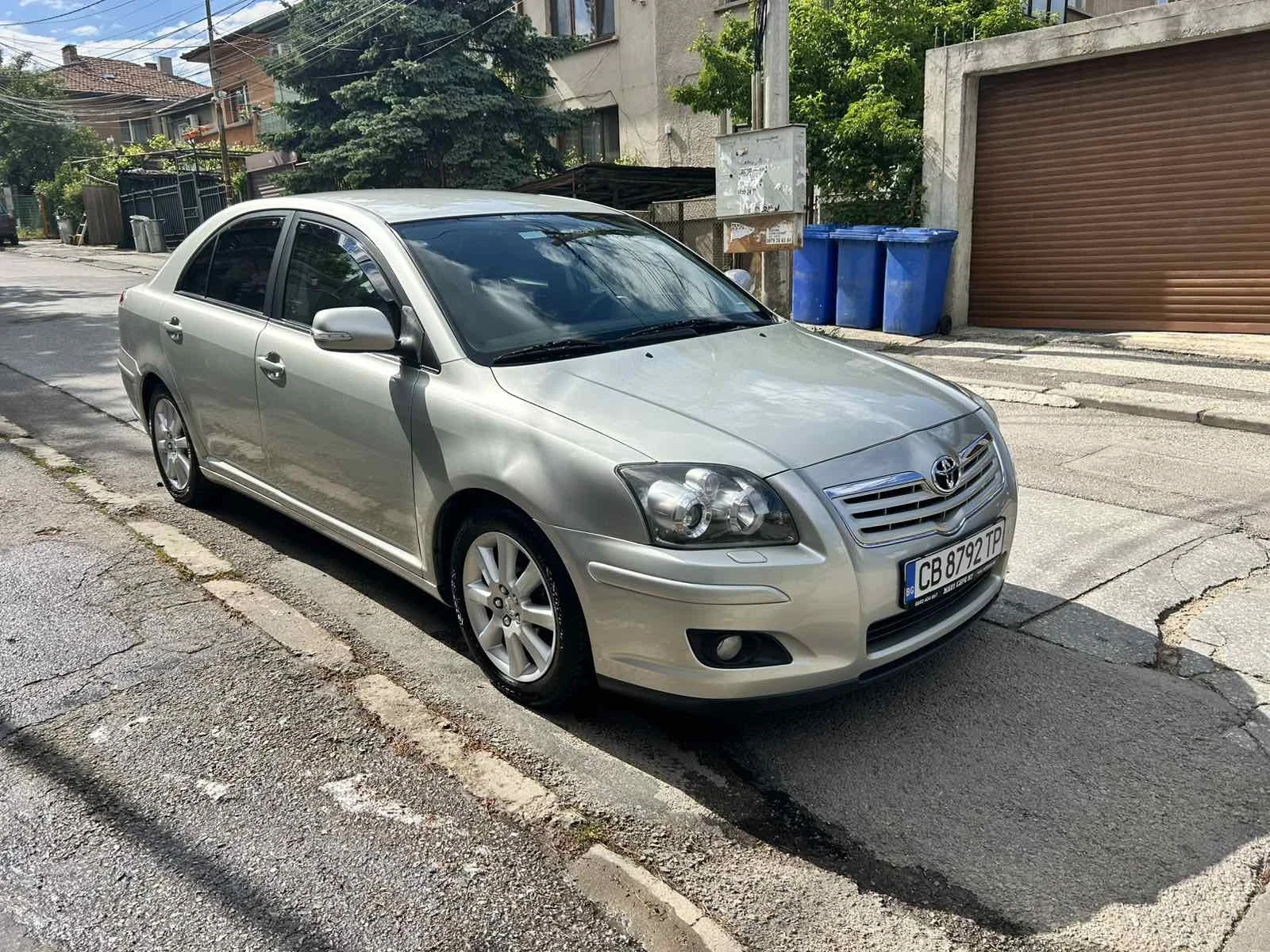 Toyota Avensis  - изображение 5