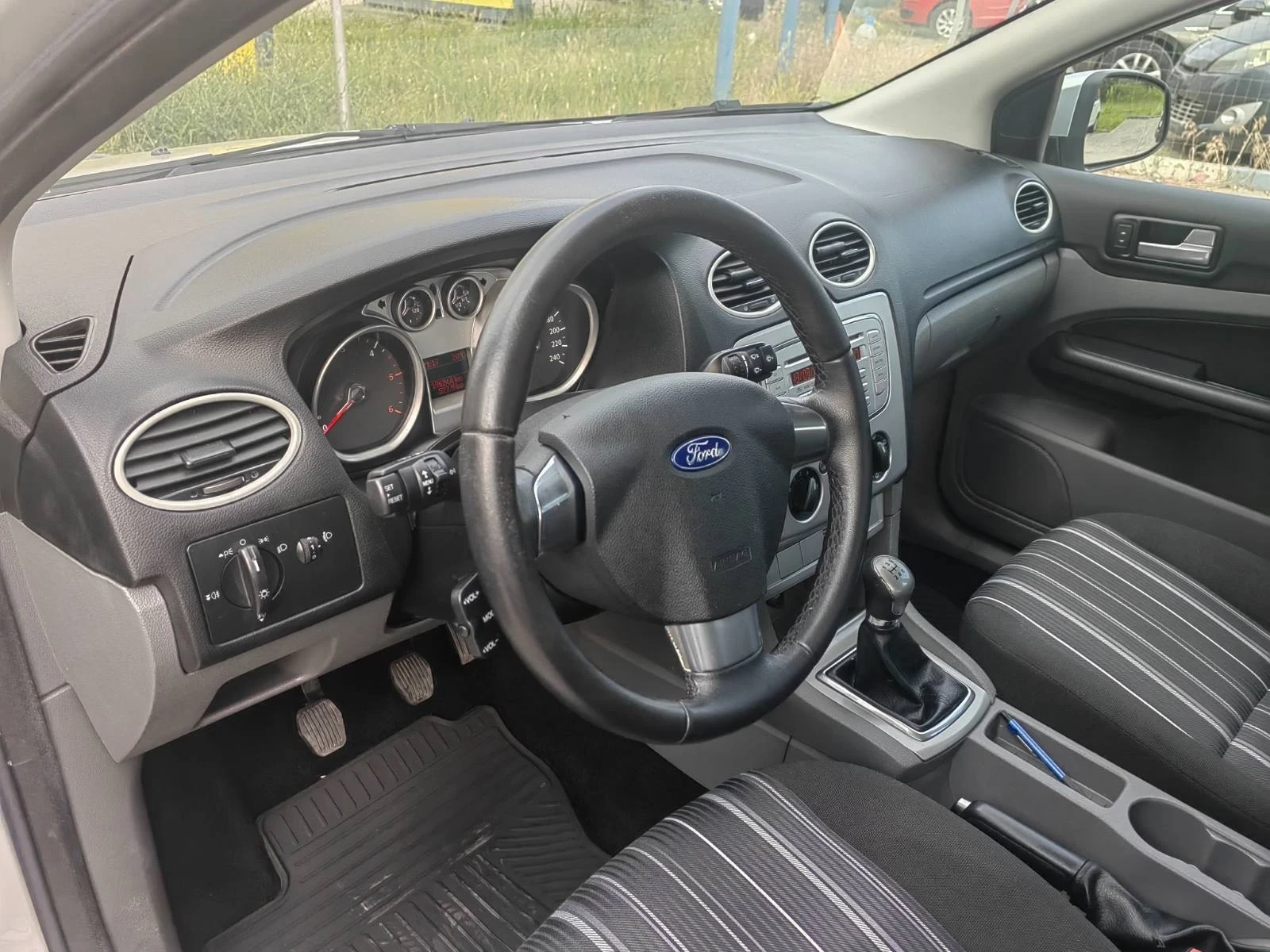Ford Focus 1.6TD - изображение 8