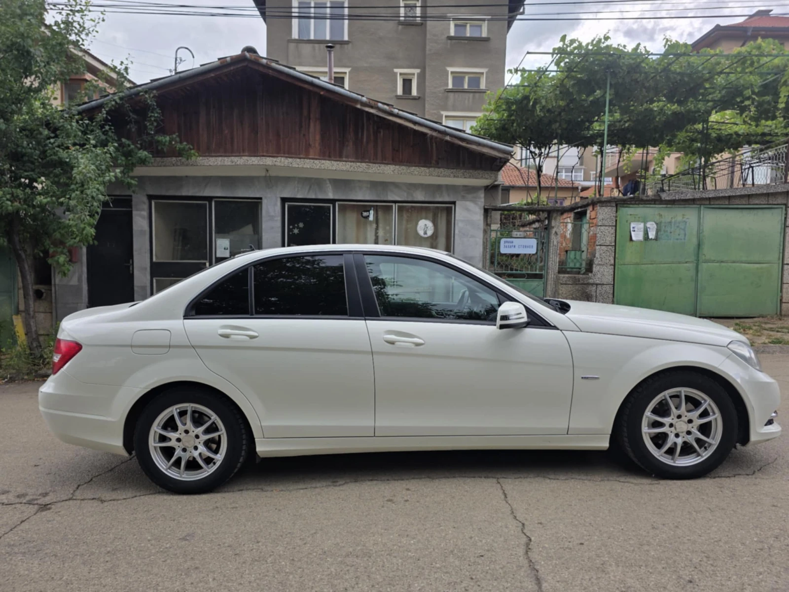 Mercedes-Benz C 200 FACELIFT - изображение 4