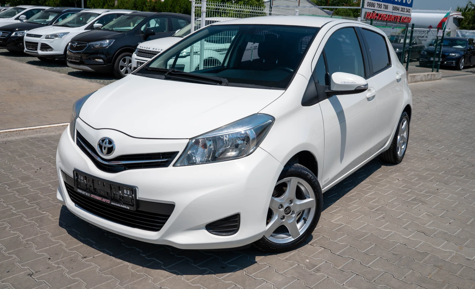 Toyota Yaris 69кс* бензин* 2012г. - изображение 2