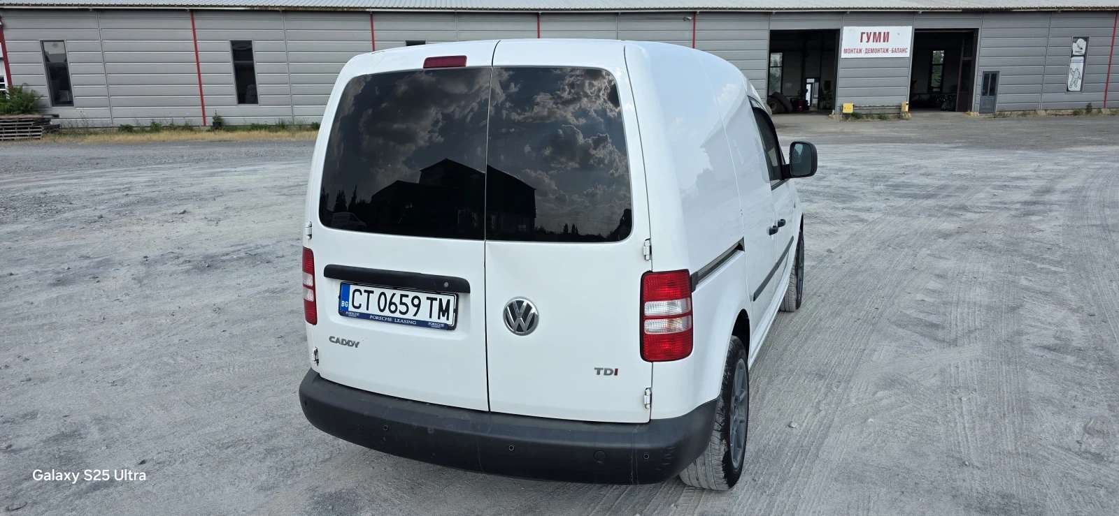 VW Caddy 1.6 - изображение 3