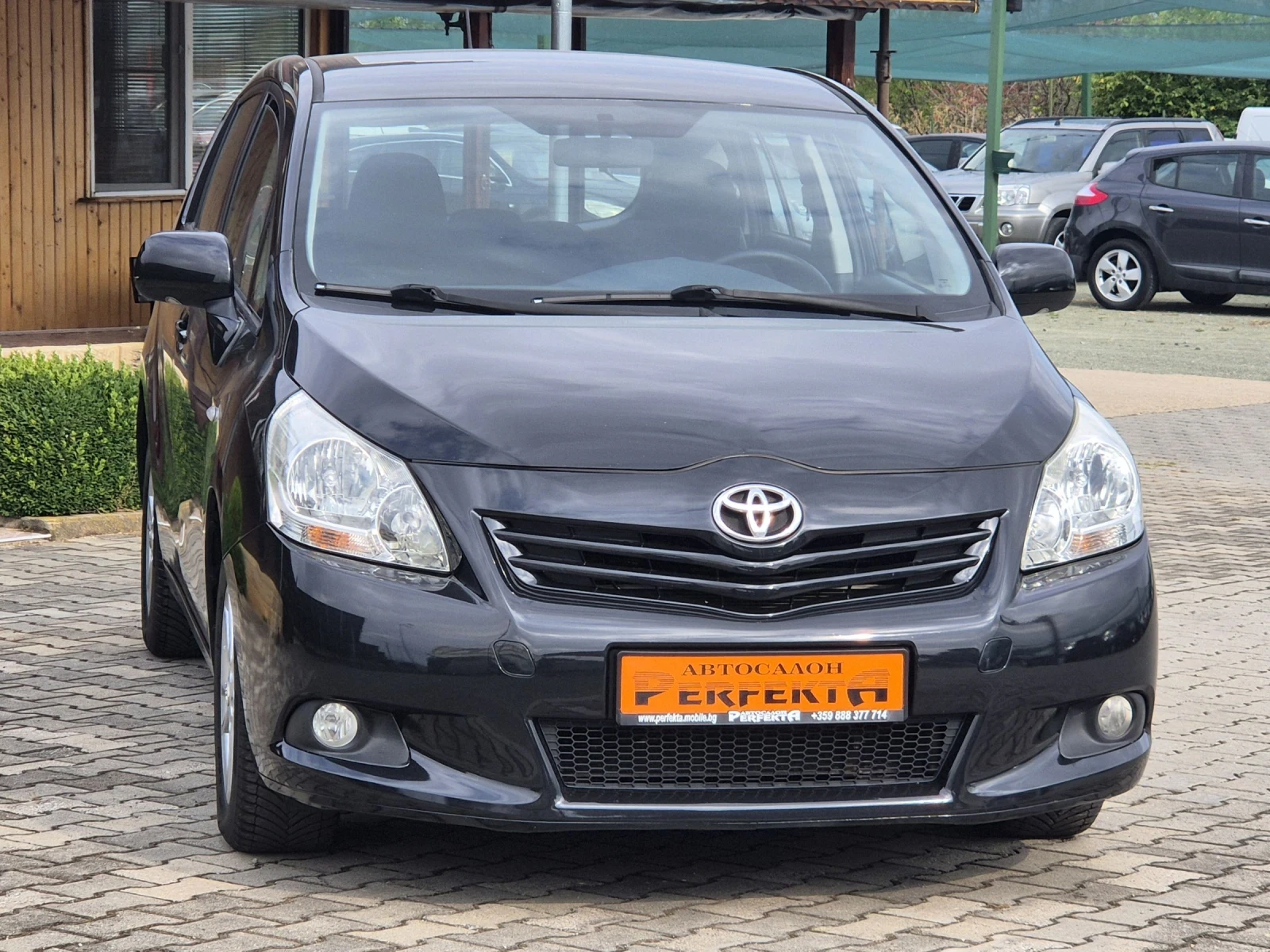 Toyota Verso 2.0 диз 7места 127к.с. - изображение 4