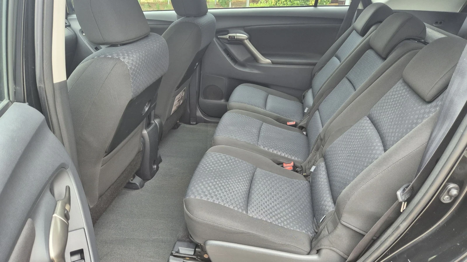 Toyota Verso 2.0  7 127.. | Mobile.bg   13