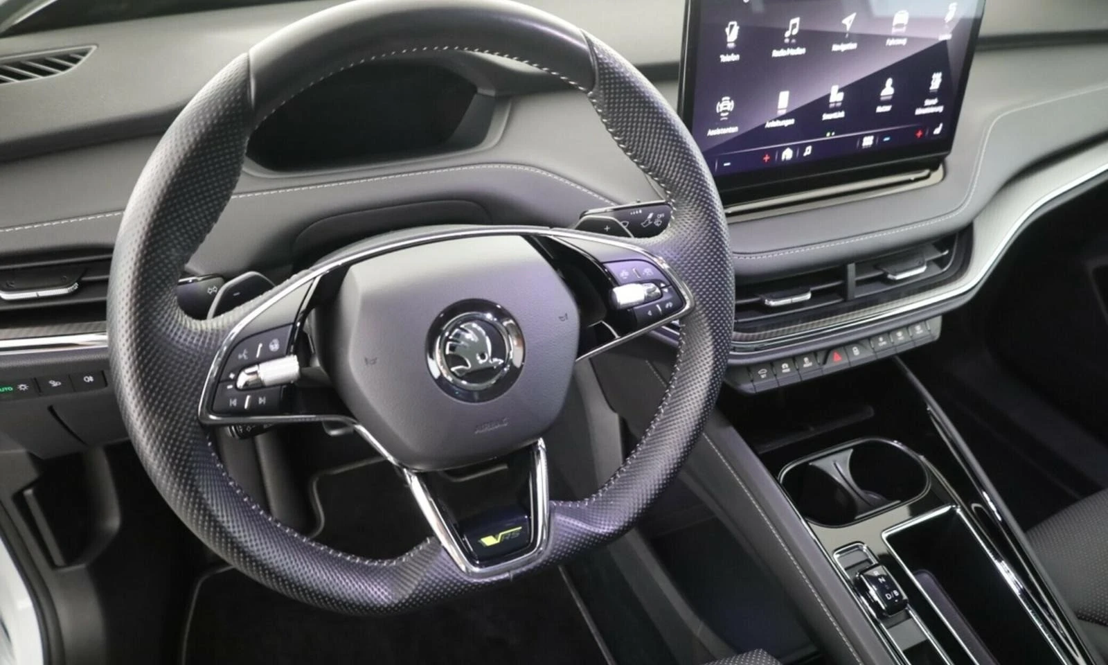 Skoda Enyaq iV RS COUPE MATRIX-LED CANTON HEAD UP CAMERA PANO - изображение 9