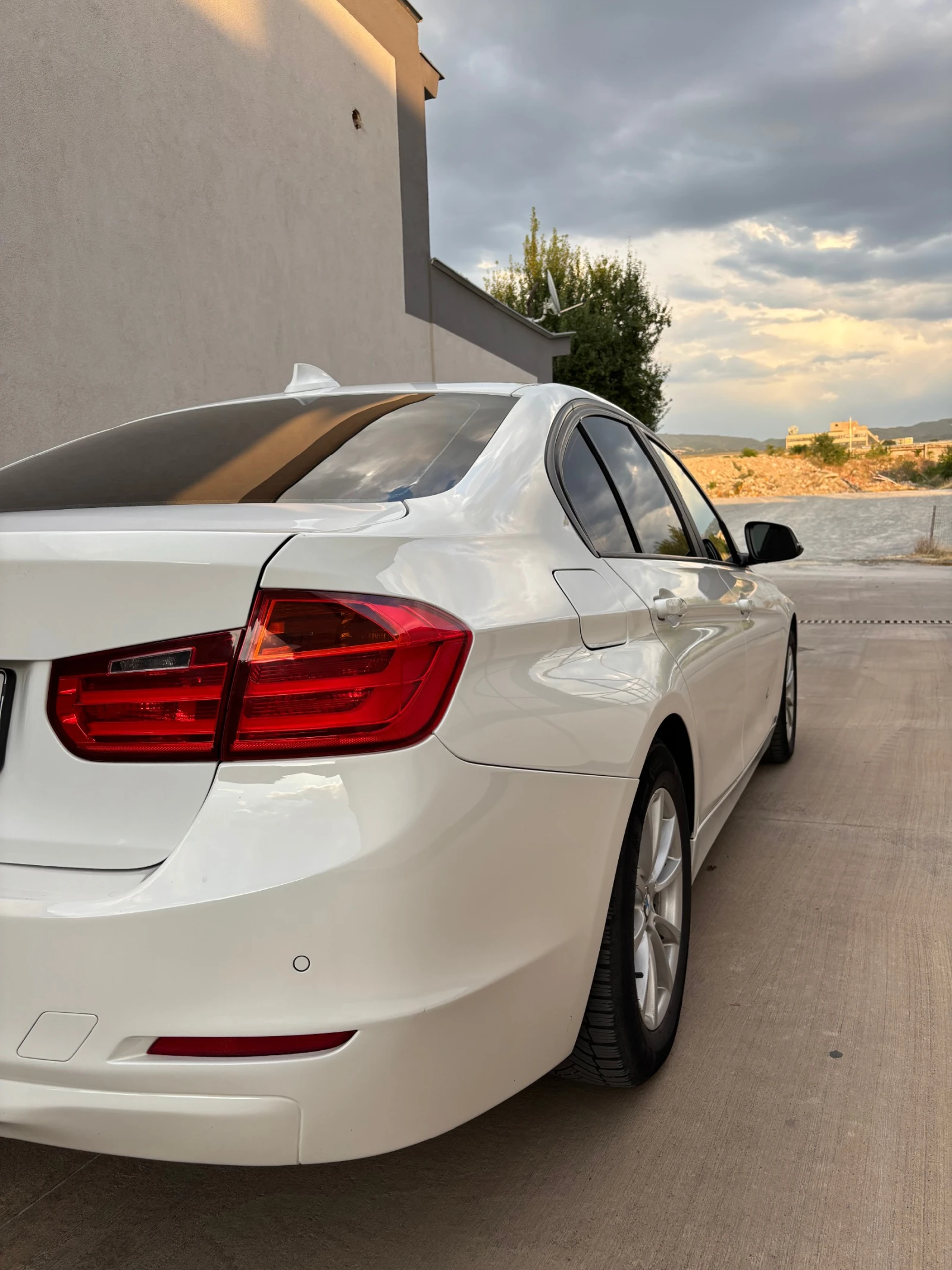 BMW 318  - изображение 10
