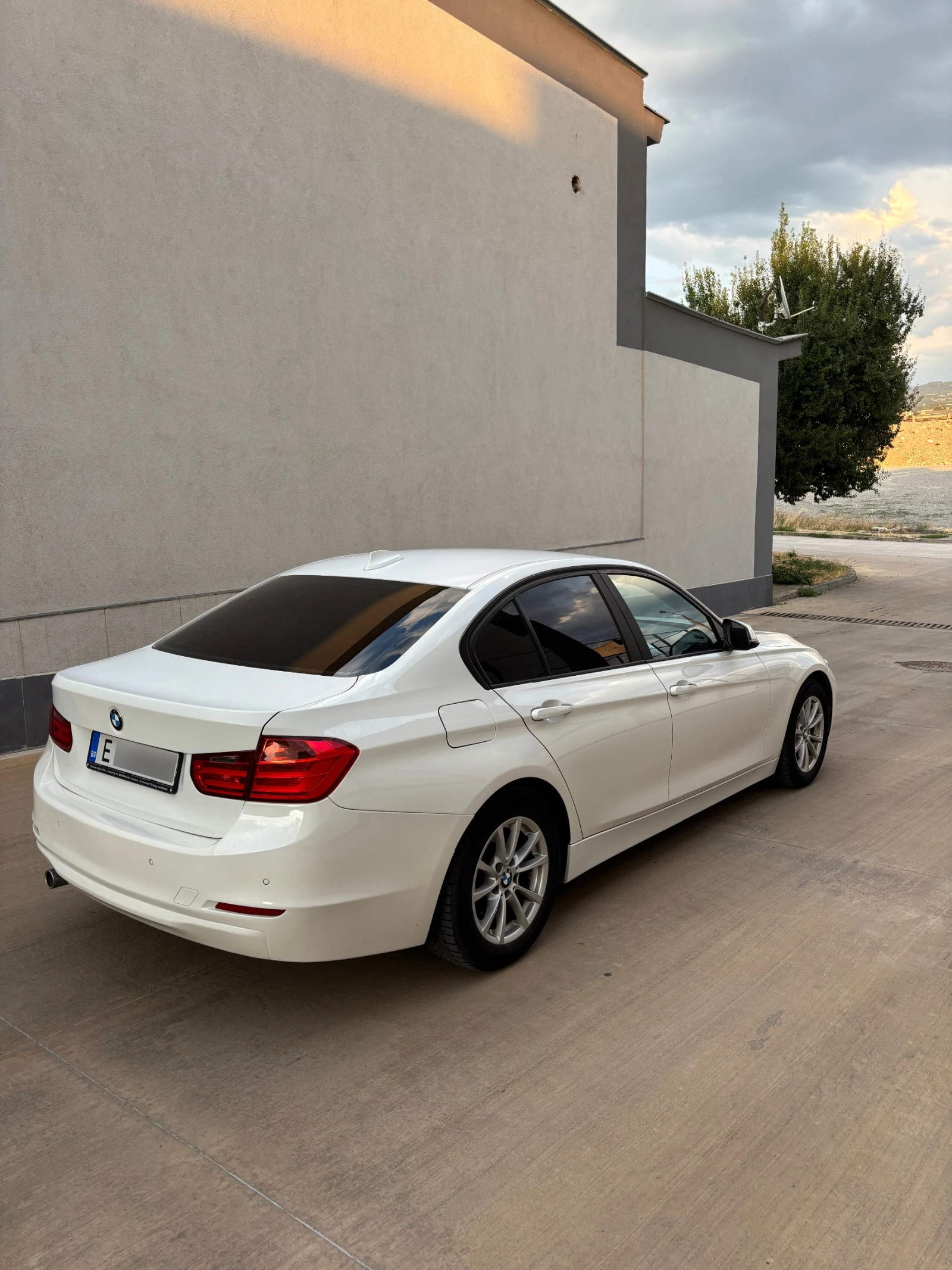 BMW 318  - изображение 2