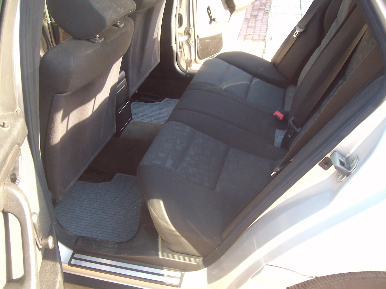 Mercedes-Benz C 250 | Mobile.bg   11