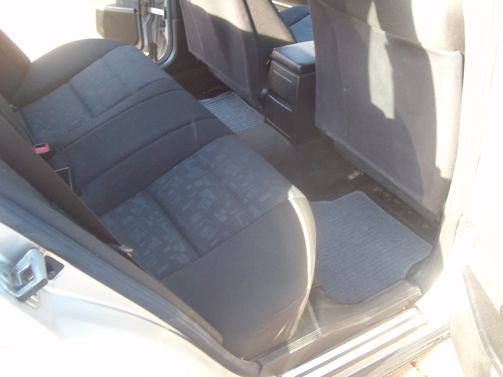 Mercedes-Benz C 250 | Mobile.bg   12