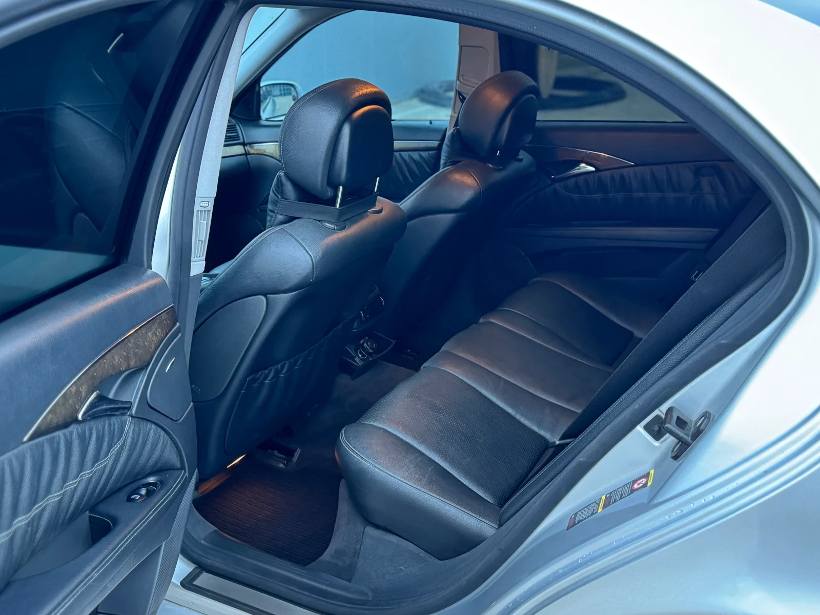 Mercedes-Benz E 320 | Mobile.bg   13