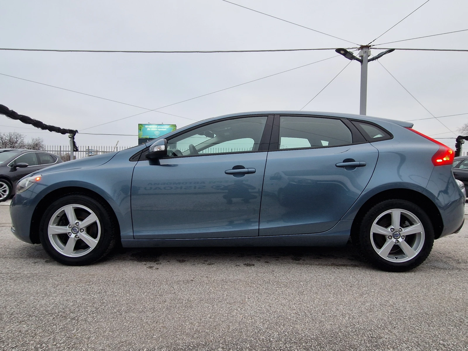 Volvo V40 T3 1.6TURBO* CAMERA* NAVI* PDC* LED* TOP AUTO - изображение 4