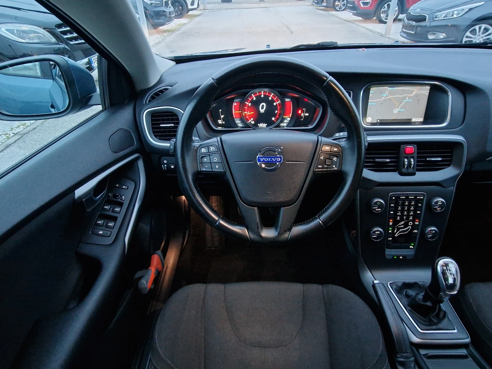 Volvo V40 T3 1.6TURBO* CAMERA* NAVI* PDC* LED* TOP AUTO | Mobile.bg � ����������� 11