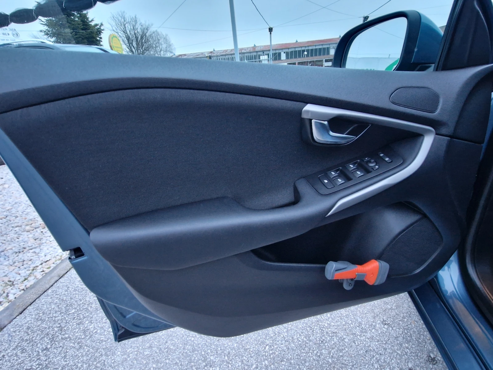 Volvo V40 T3 1.6TURBO* CAMERA* NAVI* PDC* LED* TOP AUTO - изображение 8