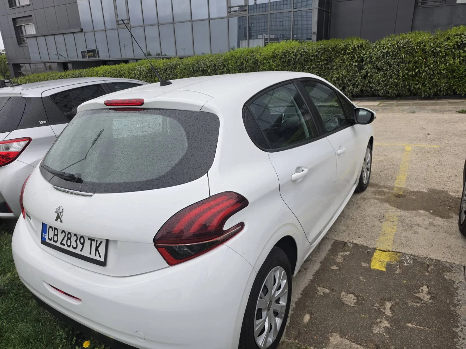 Peugeot 208 1.6 HDI, снимка 4 - Автомобили и джипове - 53844581