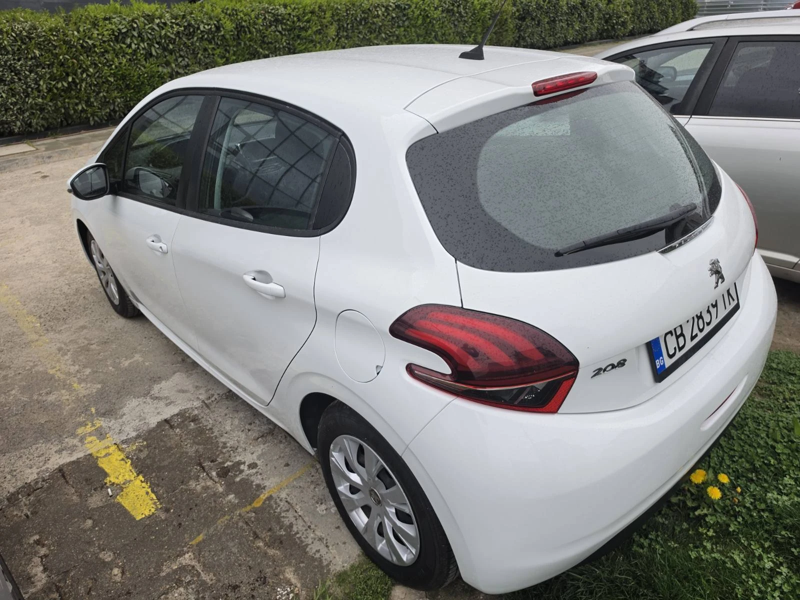 Peugeot 208 1.6 HDI, снимка 3 - Автомобили и джипове - 53844581