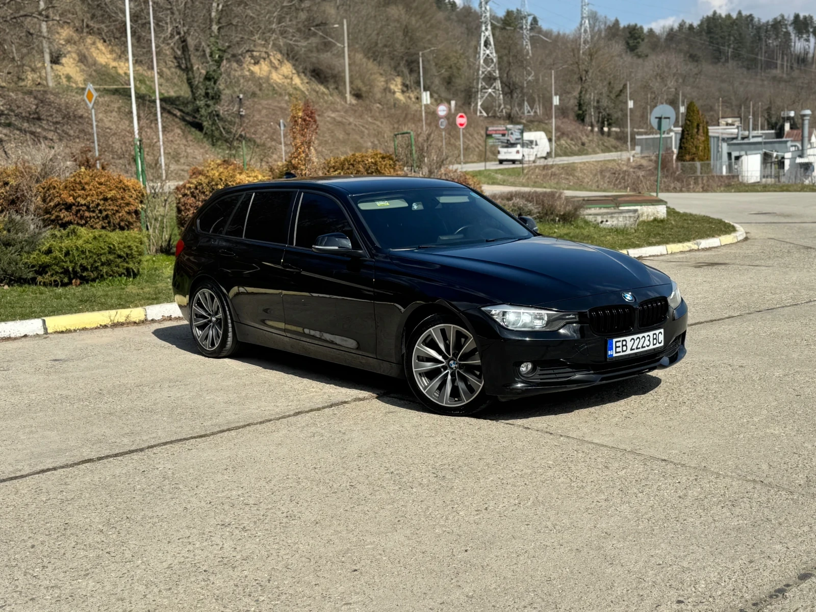 BMW 318 320/F31/Car Play, снимка 4 - Автомобили и джипове - 53863041